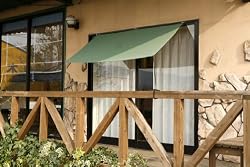 UVカットと遮熱効果で冷房効率を高めるサンシェード