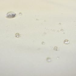 水分をはじいて敷ふとんまで通さない
