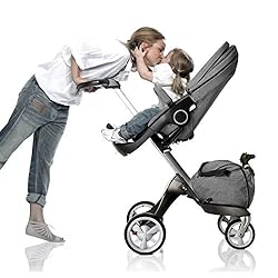 赤ちゃんの成長に合わせてシートの向きを選べます