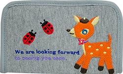 アップリケと刺繍がカワイイ。