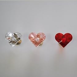 チェストと引き立たせるキラキラ取っ手