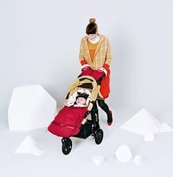 あたたかく軽量な羽毛で冬のお散歩も快適