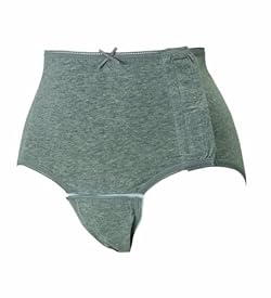 サイドと股下の両方が開くタイプ