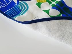 食べこぼしもしみにくい二重構造