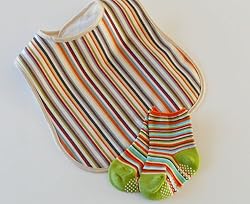 安心仕様の国産ニット