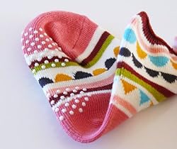 赤ちゃんの足をやさしく守ります