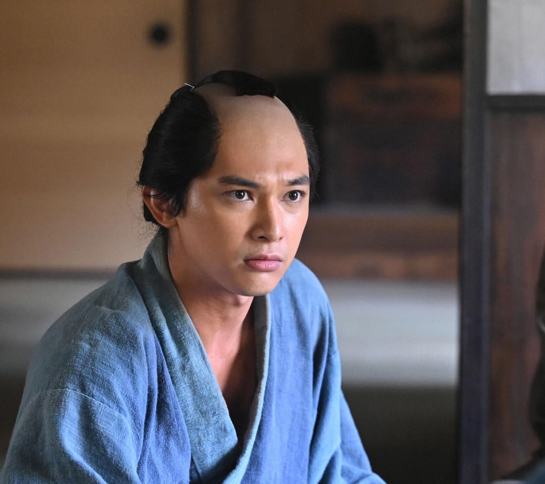 吉沢亮 『青天を衝け』渋沢栄一（しぶさわ えいいち） QHD(1080×960)スマホ 壁紙・待ち受け