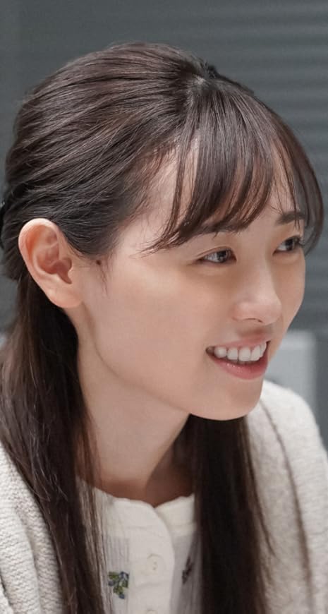 福原遥 『舞いあがれ!』岩倉舞（いわくら まい） iPhoneSE/5s/5c/5 壁紙 視差効果画像