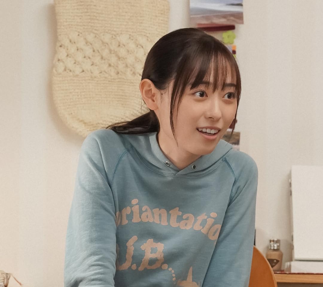 福原遥 『舞いあがれ!』岩倉舞（いわくら まい） QHD(1080×960)スマホ 壁紙・待ち受け