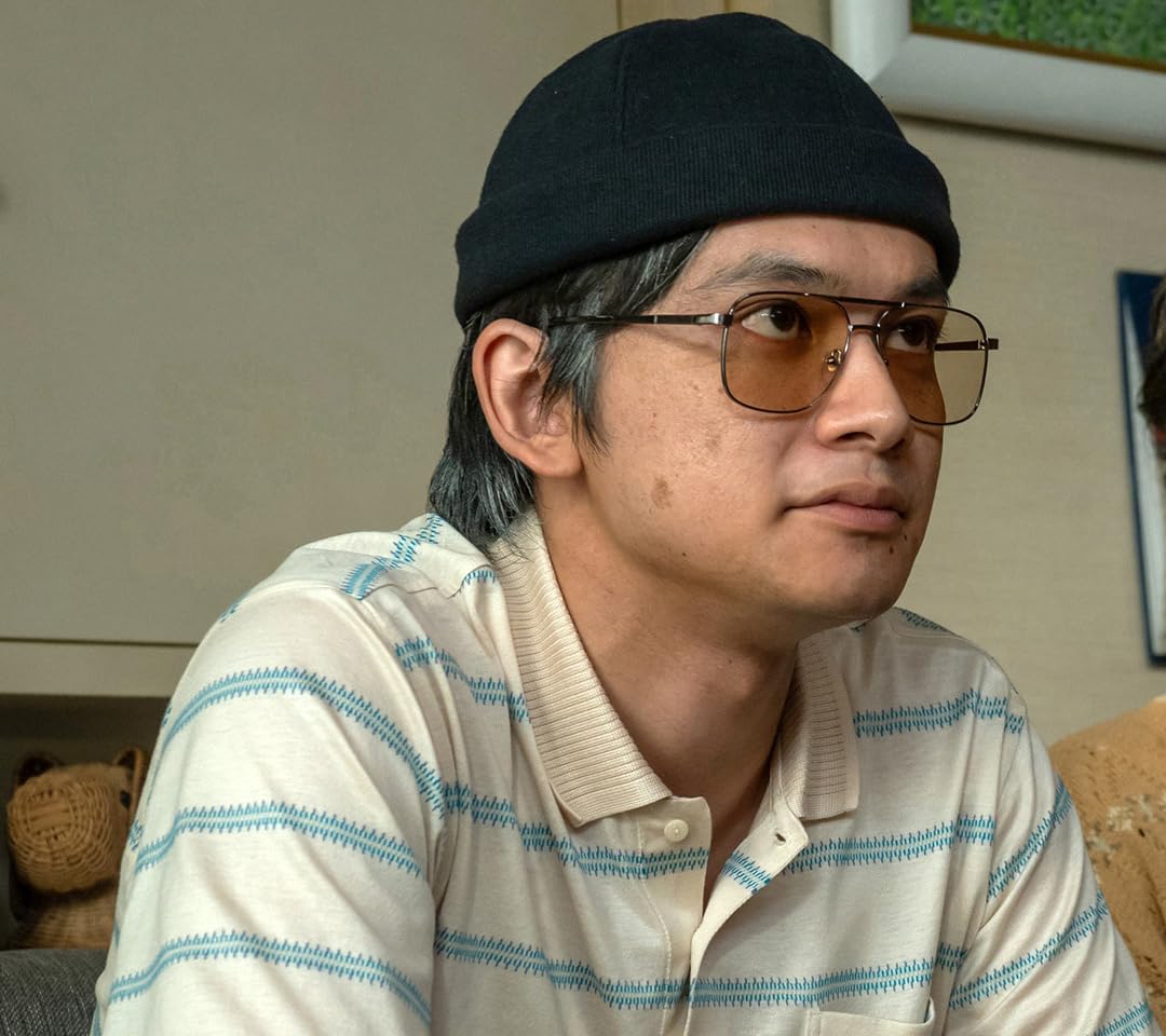 北村匠海 『あんぱん』柳井嵩（やない たかし） QHD(1080×960)スマホ 壁紙・待ち受け