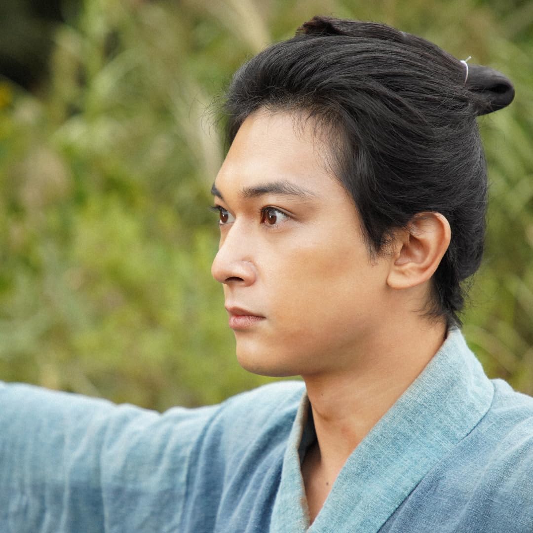 吉沢亮 『青天を衝け』渋沢栄一（しぶさわ えいいち） iPad壁紙画像