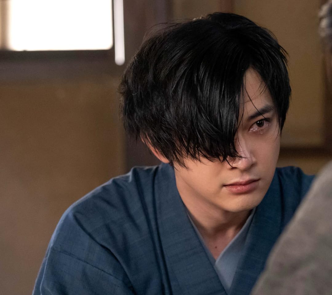 吉沢亮 『青天を衝け』渋沢栄一（しぶさわ えいいち） QHD(1080×960)スマホ 壁紙・待ち受け