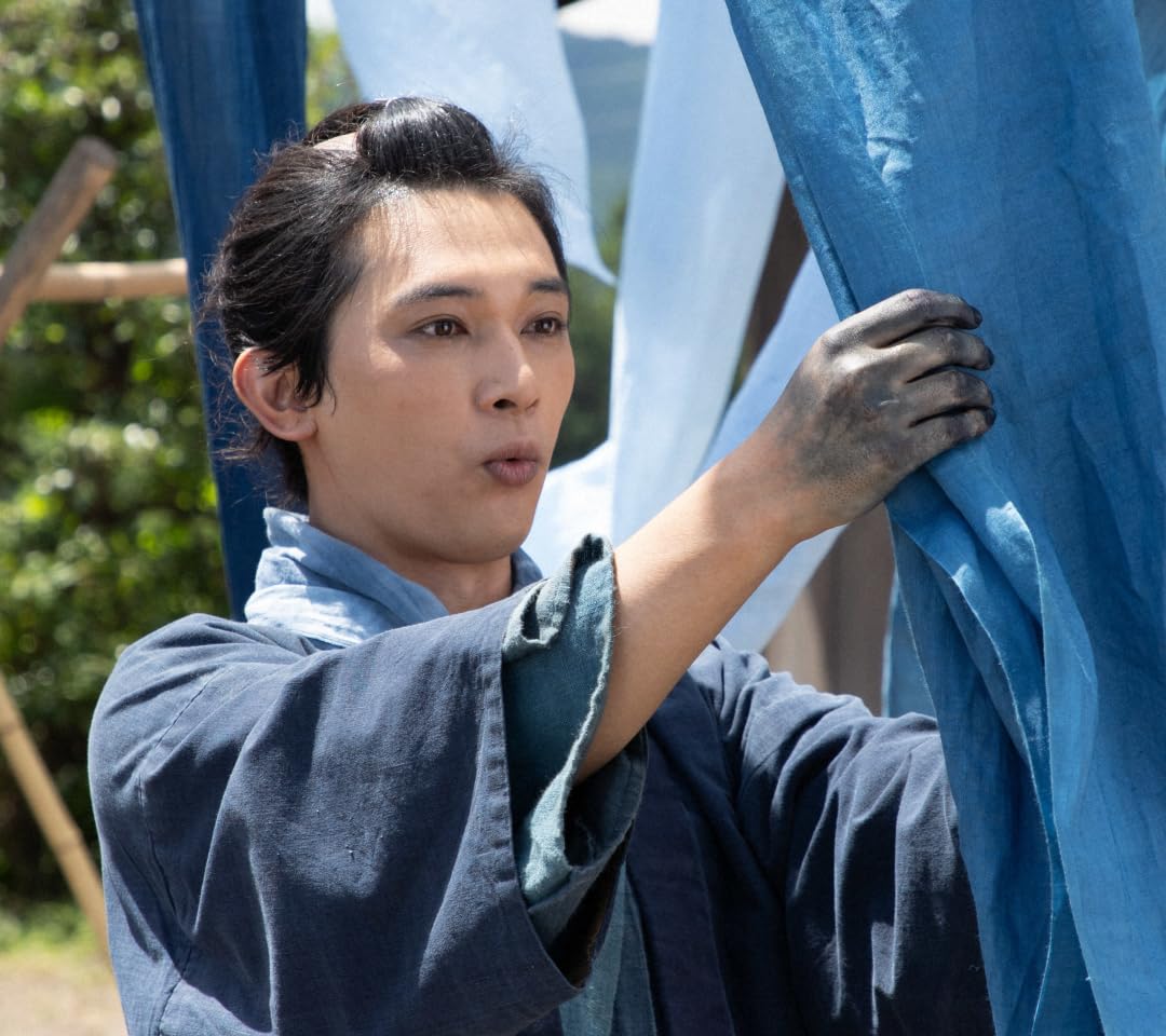 吉沢亮 『青天を衝け』渋沢栄一（しぶさわ えいいち） QHD(1080×960)スマホ 壁紙・待ち受け