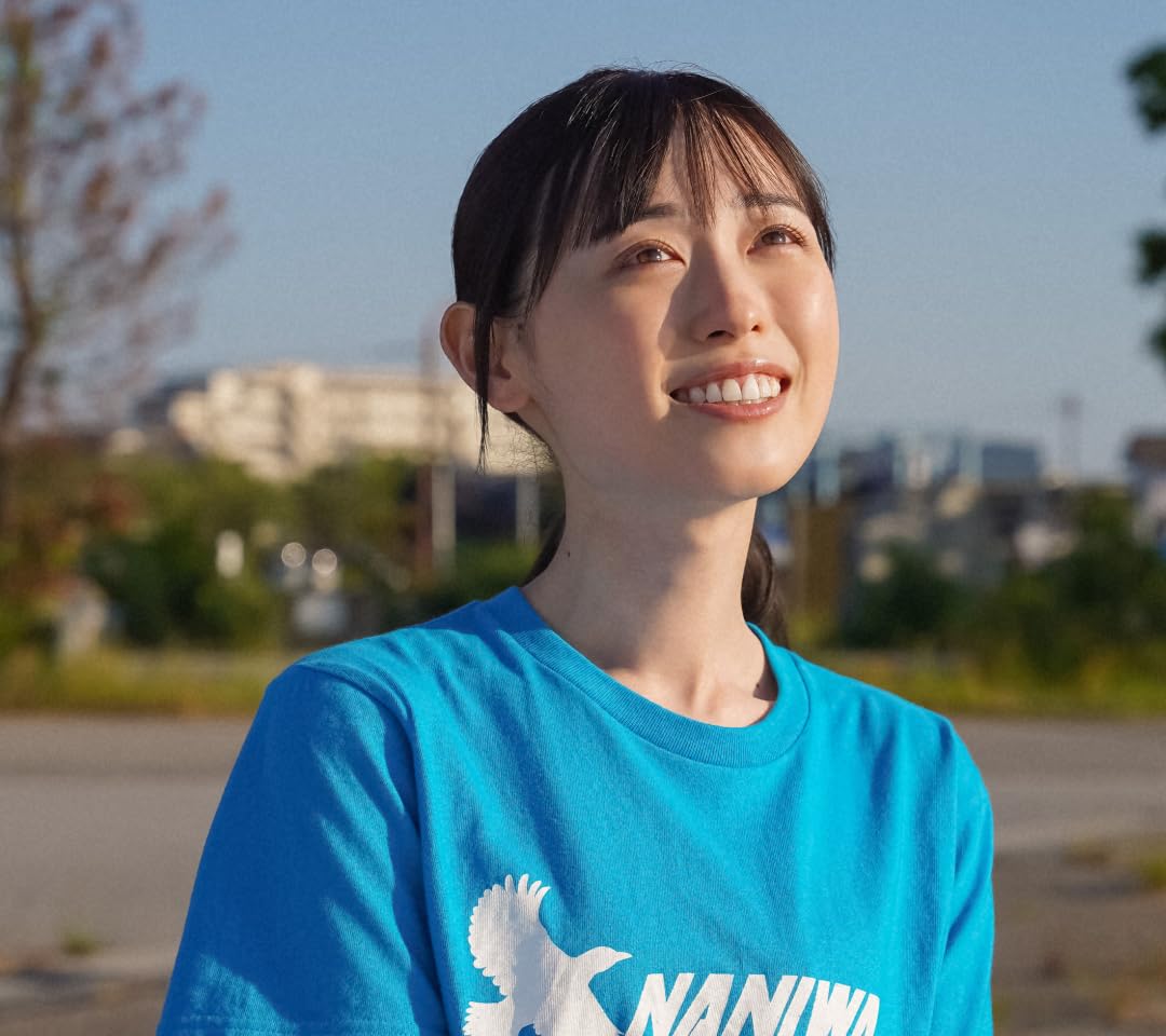 福原遥 『舞いあがれ!』岩倉舞（いわくら まい） QHD(1080×960)スマホ 壁紙・待ち受け