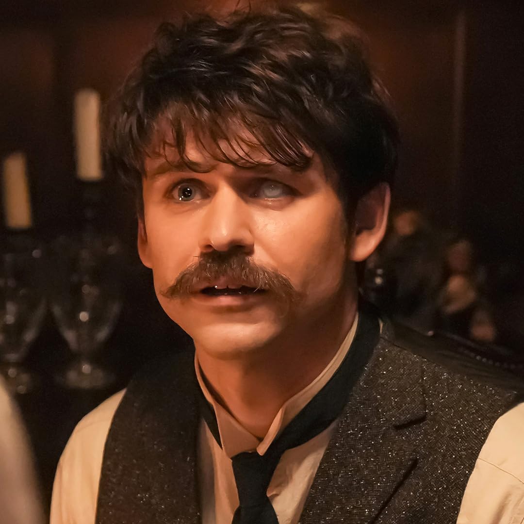 トミー・バストウ 『ばけばけ』レフカダ・ヘブン iPad壁紙画像