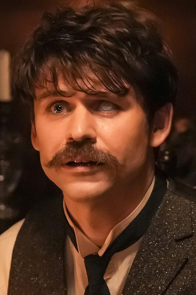 トミー・バストウ 『ばけばけ』レフカダ・ヘブン iPhone(640×960)壁紙画像