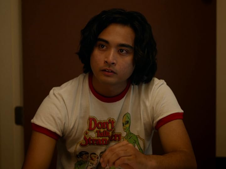 Amazon.co.jp School Spirits Season 1 Peyton List, Kristian Flores