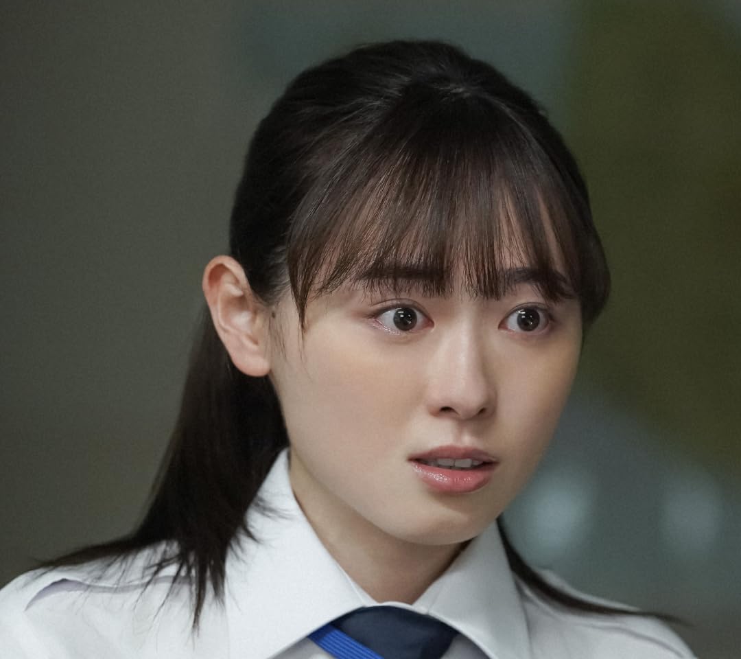 福原遥 『舞いあがれ!』岩倉舞（いわくら まい） QHD(1080×960)スマホ 壁紙・待ち受け